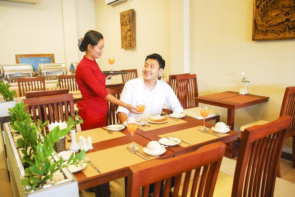 Pleasure View Hotel Yangon Bagian luar foto