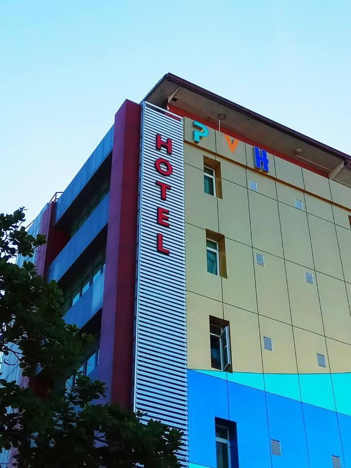 Pleasure View Hotel Yangon Bagian luar foto