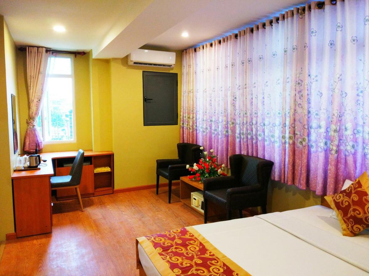 Pleasure View Hotel Yangon Bagian luar foto